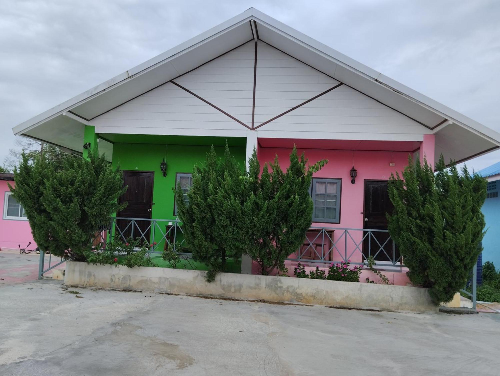 Chanakarn Guesthouse Sangkhla Buri Buitenkant foto